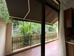 Holland Link (D10), Terrace #498939151